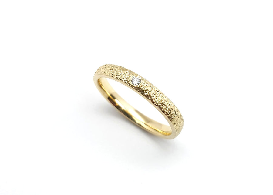 Sternenstaub Ring, 750-Gold mit Brillant, B. 3mm