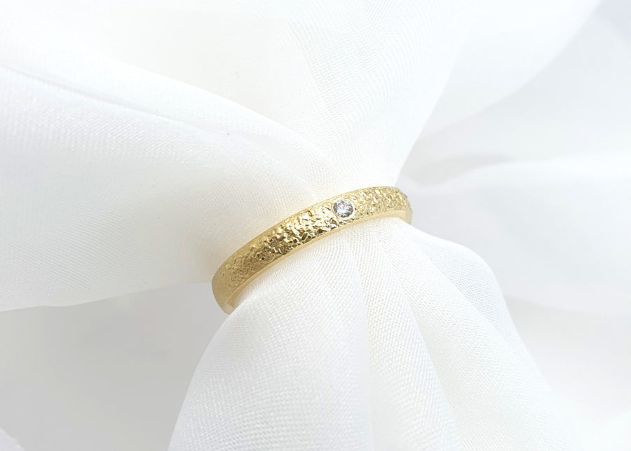Sternenstaub Ring, 750-Gold mit Brillant, B. 3mm