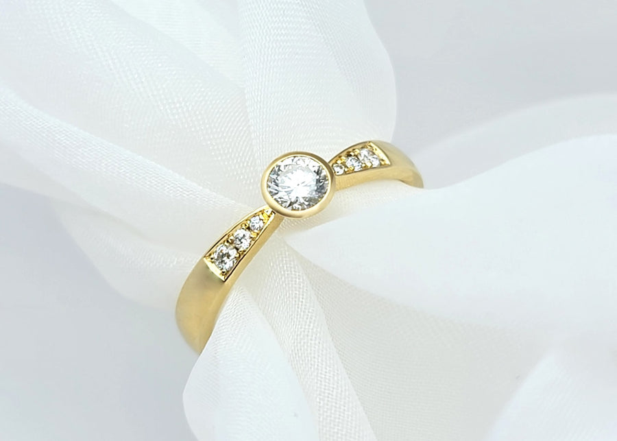 Brillant-Ring "Romantik"
