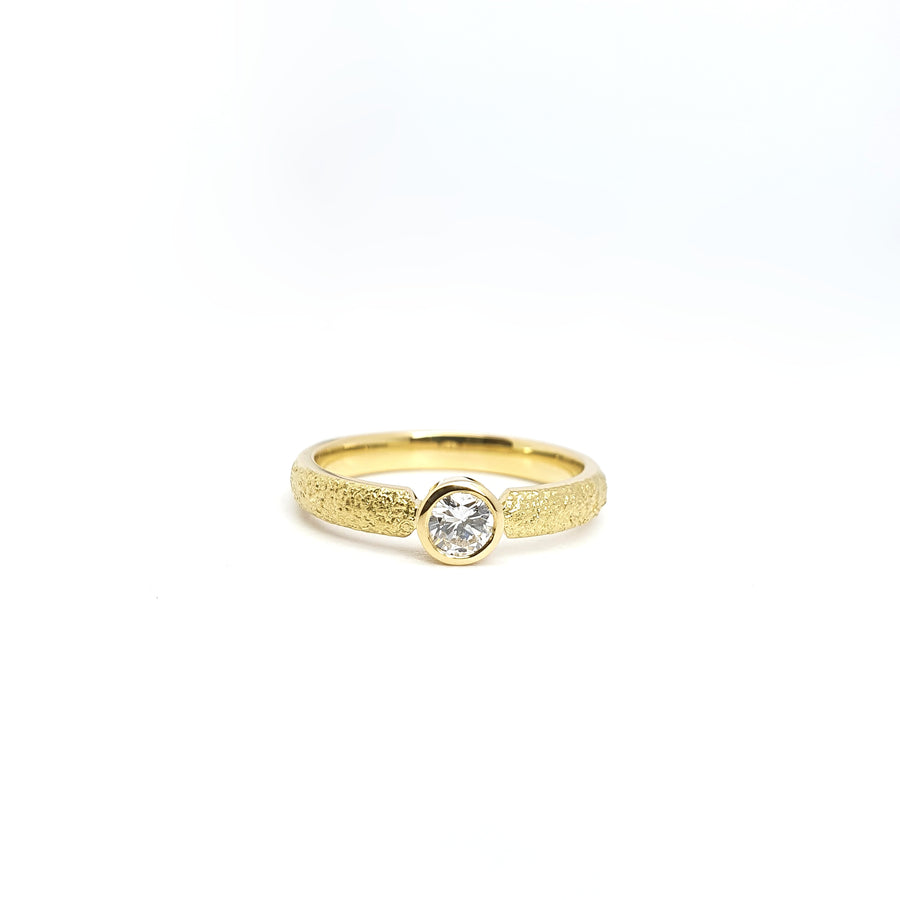 Sternenstaub-Ring mit Brillant, 750-Gold